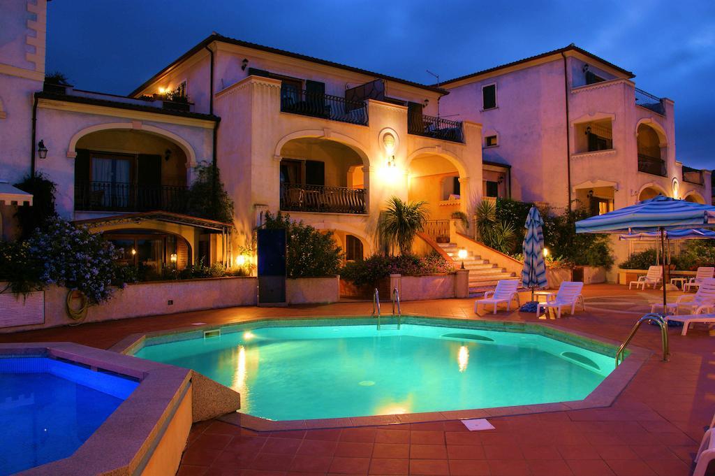 Residence Riva Azzurra Cannigione Exterior foto